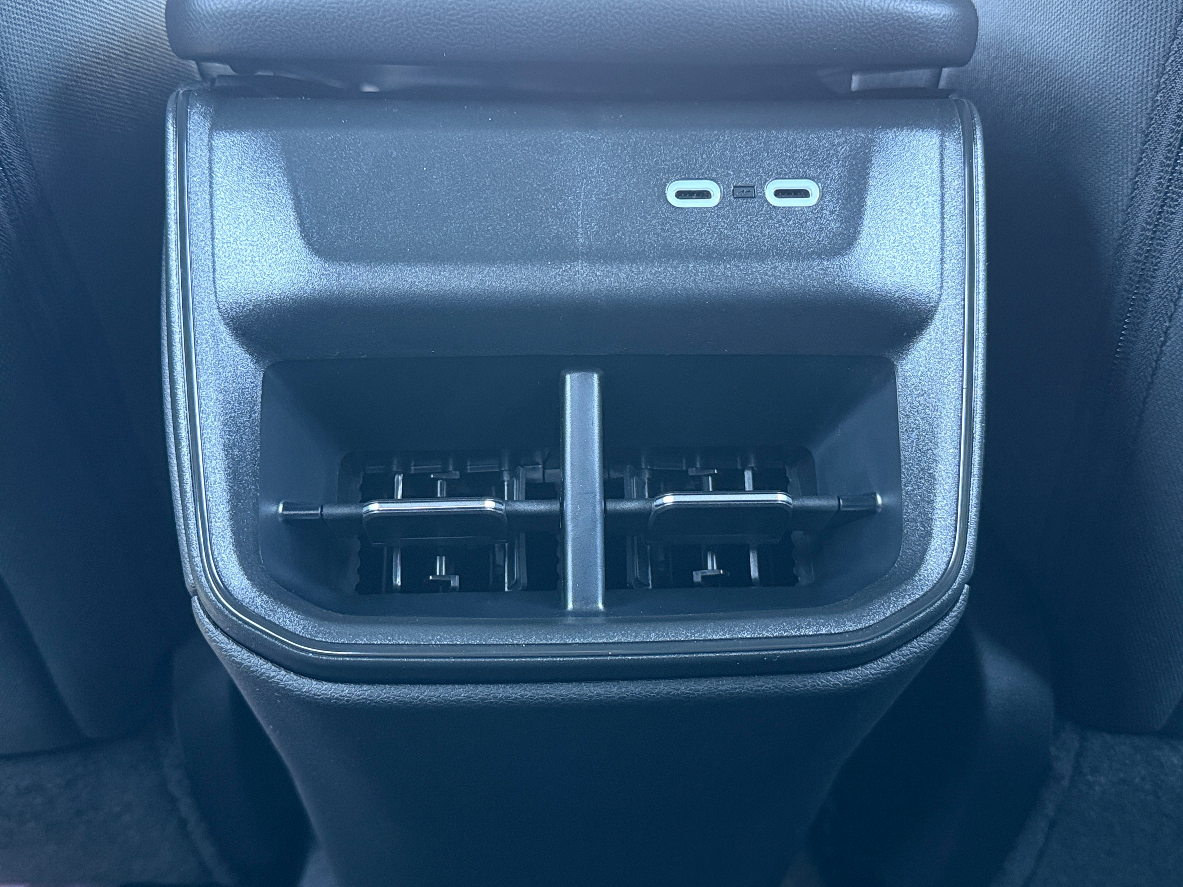 2026 Dodge Charger R/T - Photo 6