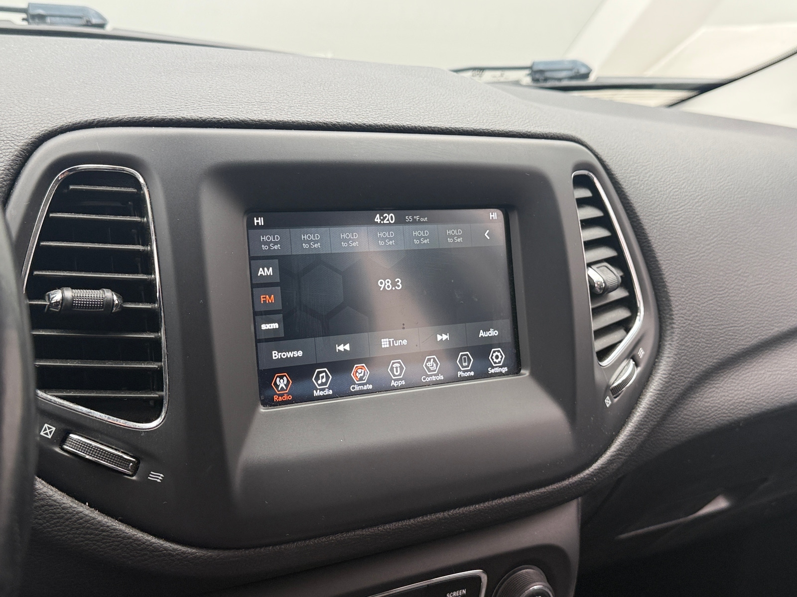 Thumbnail: 2020 Jeep Compass - 4