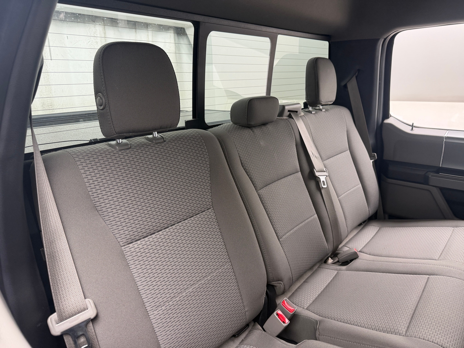 Thumbnail: 2017 Ford Econoline - 6