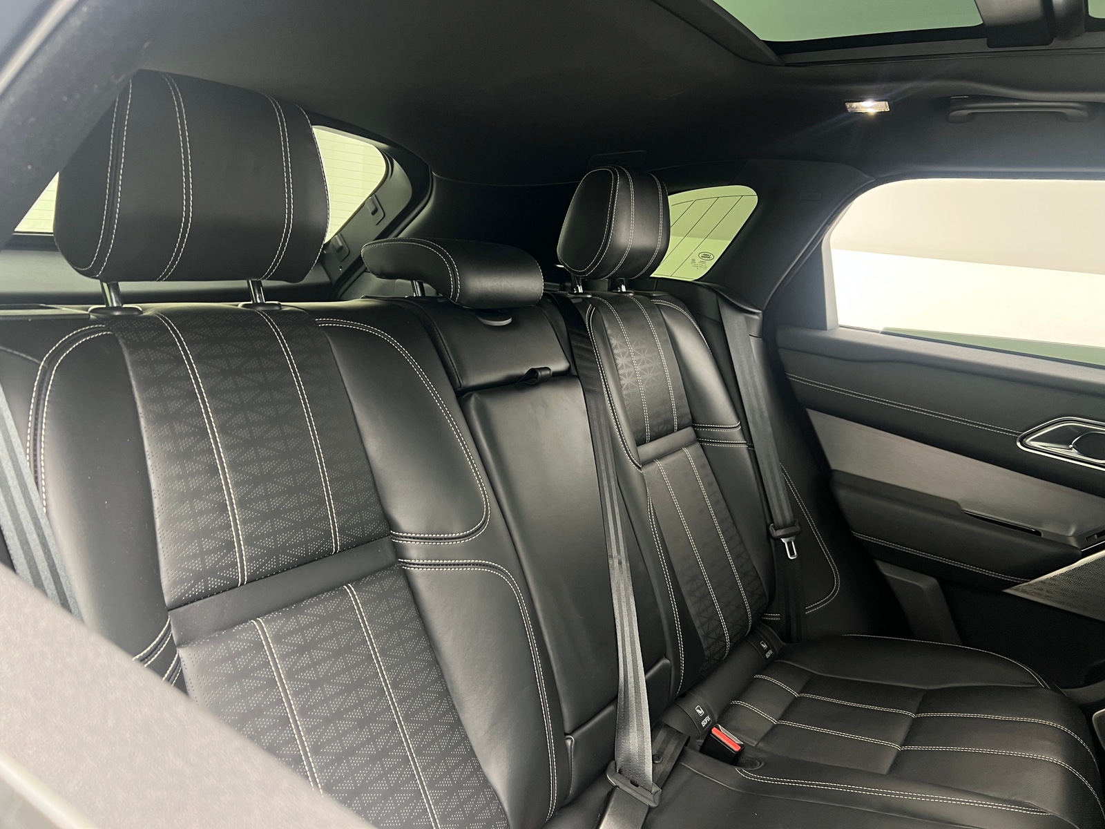 Thumbnail: 2019 Land Rover Range Rover Velar - 5