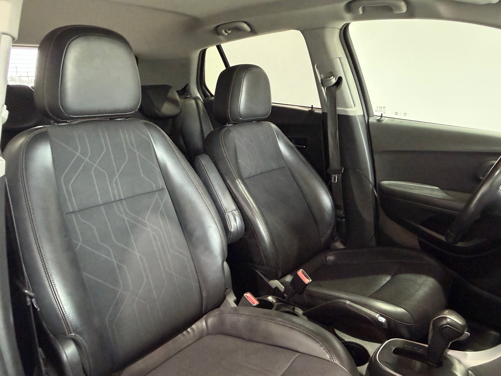 Thumbnail: 2020 Chevrolet Trax - 2
