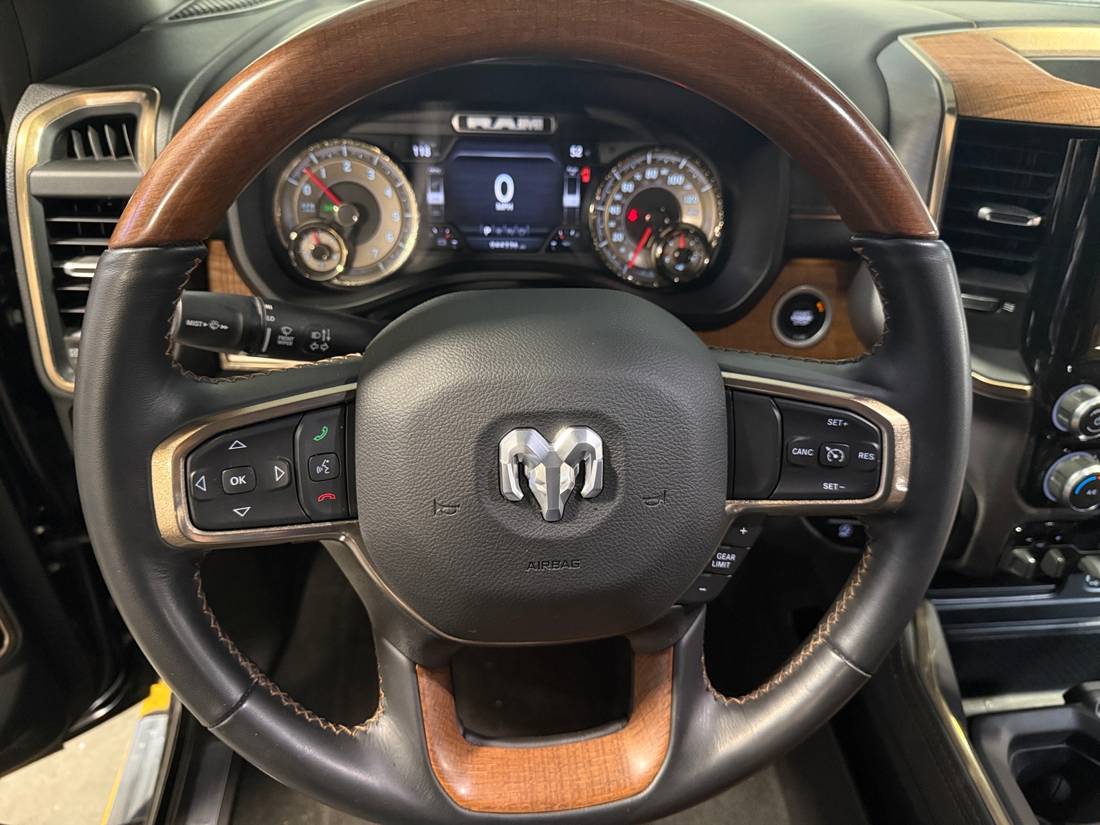 Thumbnail: 2022 RAM 1500 - 4