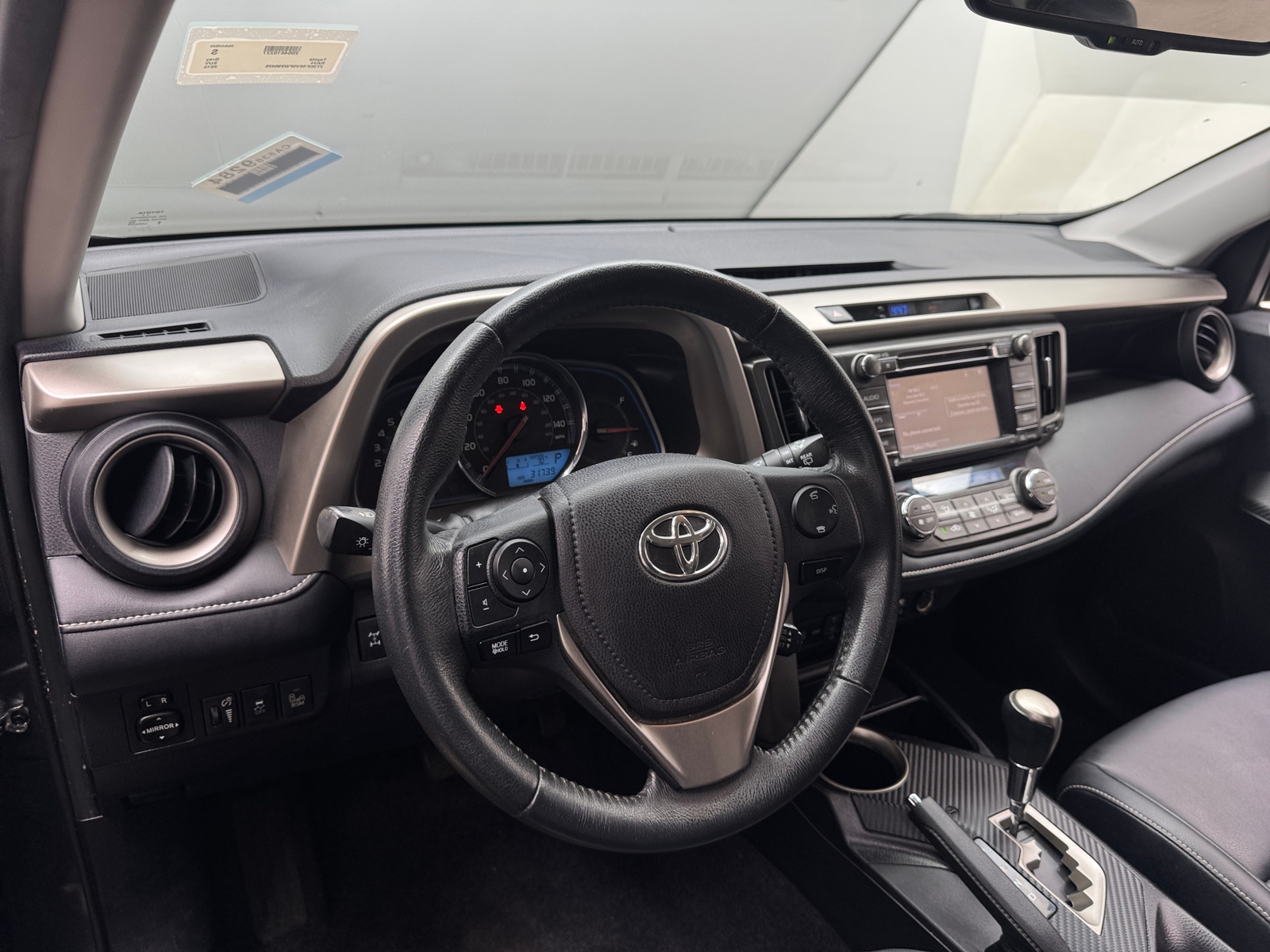 Thumbnail: 2015 Toyota RAV4 - 3