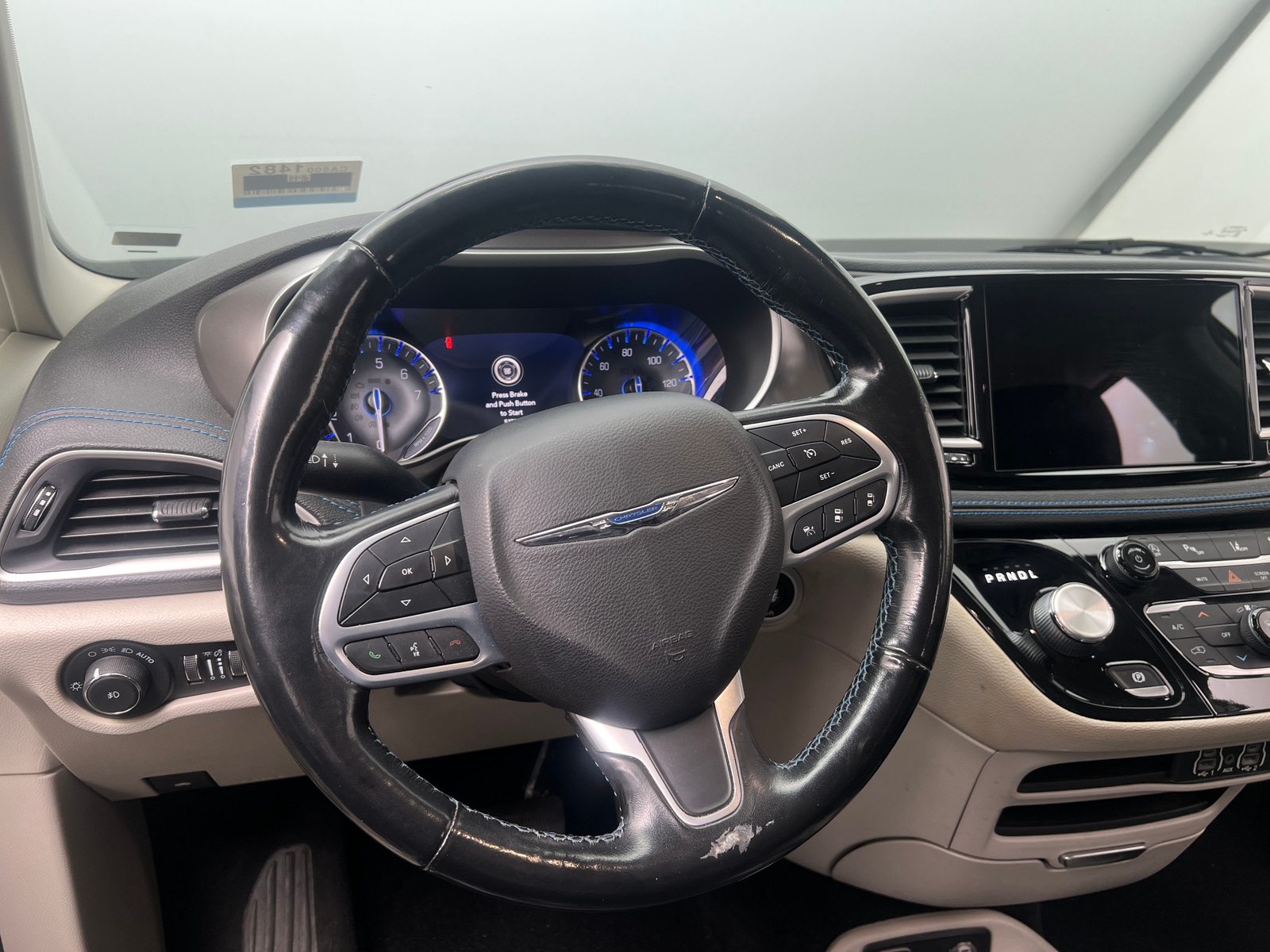Thumbnail: 2021 Chrysler Pacifica - 4