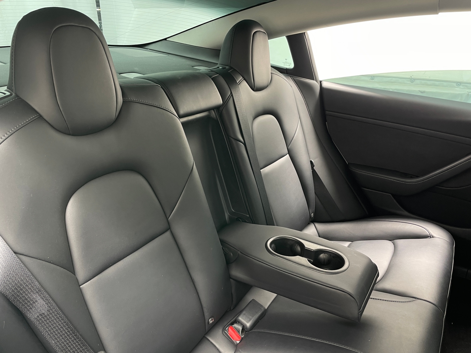 Thumbnail: 2022 Tesla Model 3 - 5