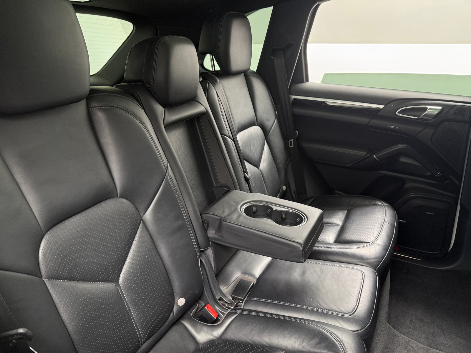Thumbnail: 2016 Porsche Cayenne - 5