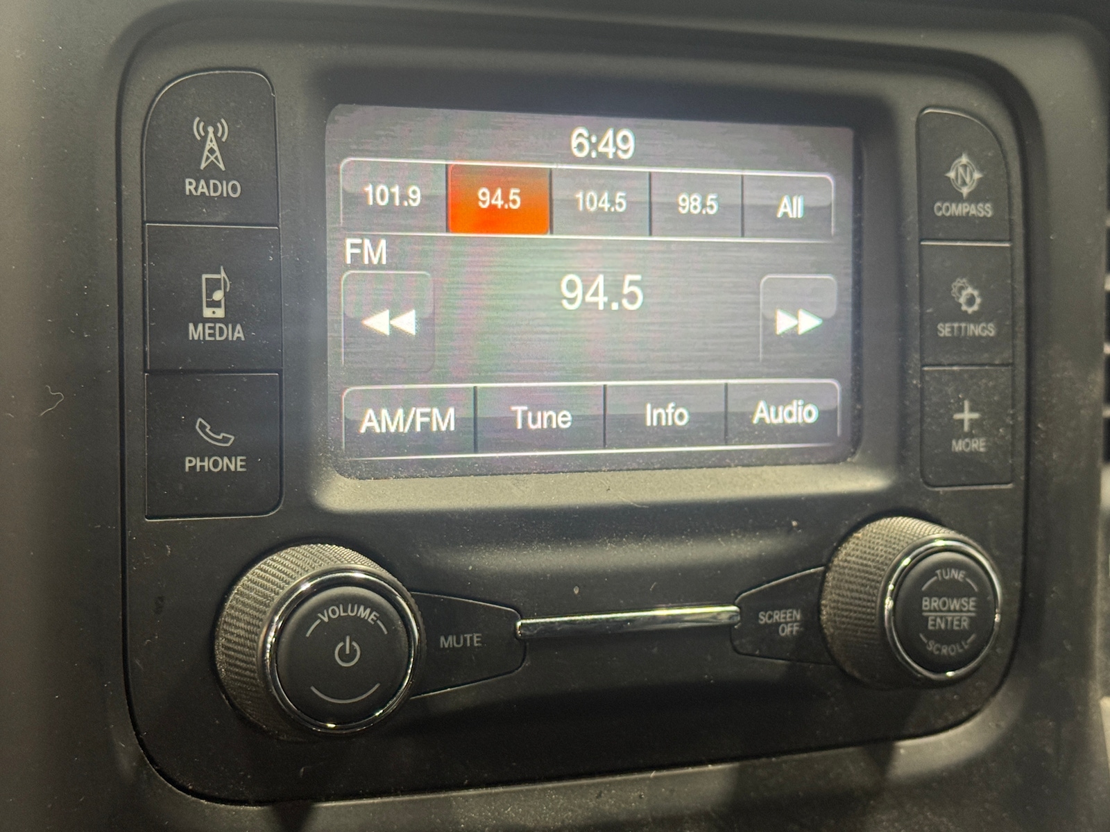 Thumbnail: 2022 RAM 1500 - 3