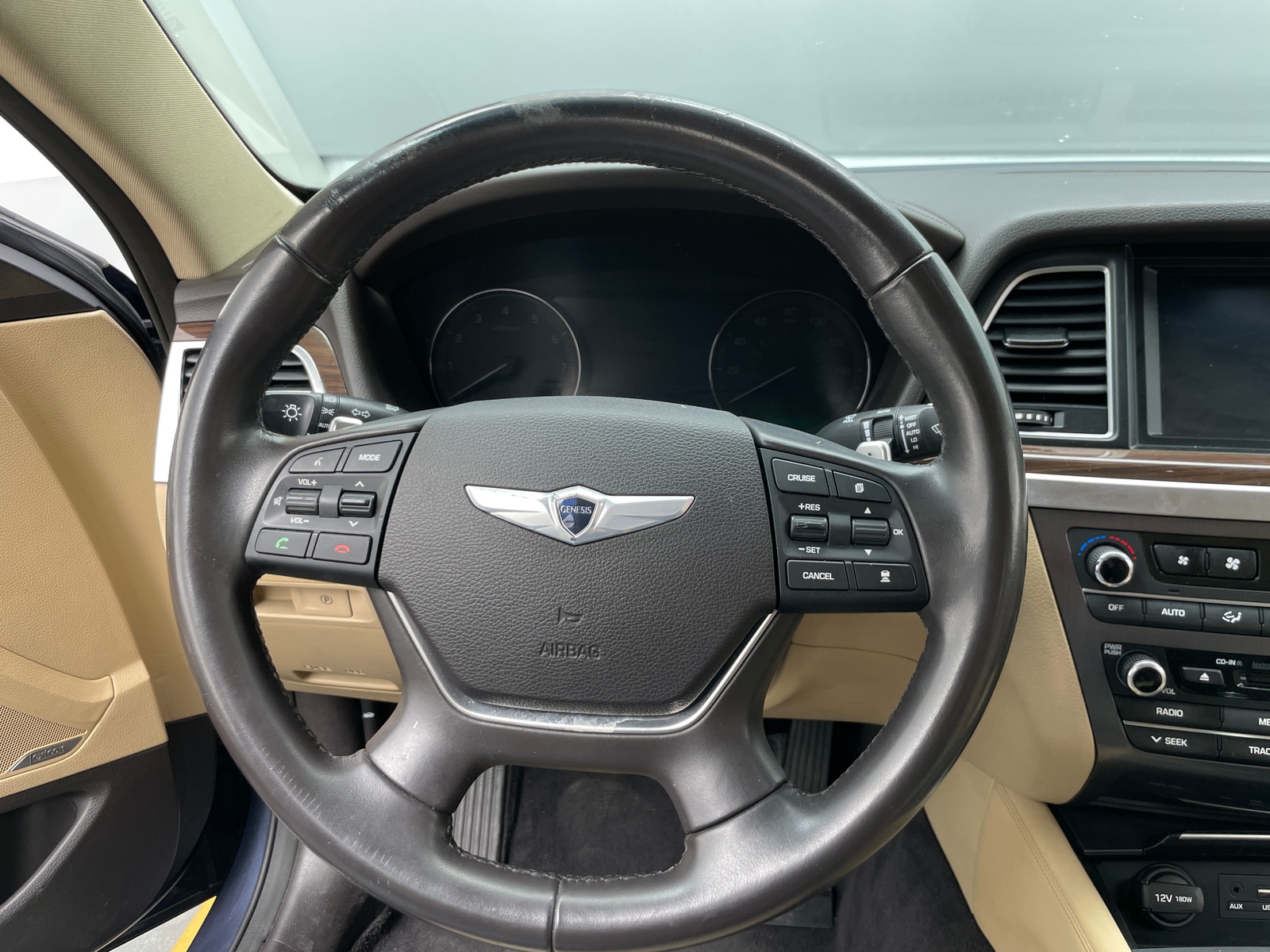 Thumbnail: 2015 Hyundai Genesis - 4