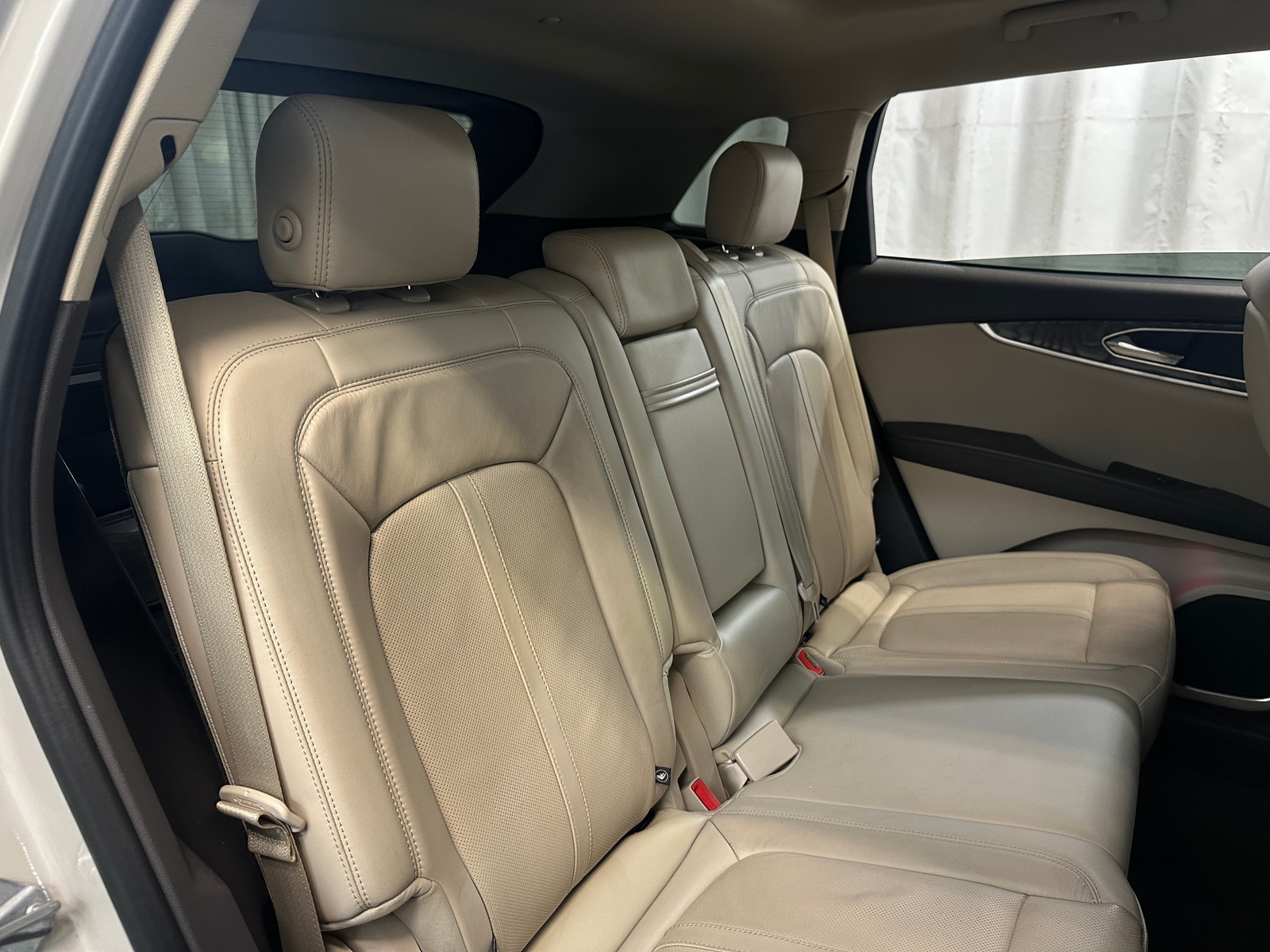 Thumbnail: 2019 Lincoln Nautilus - 5