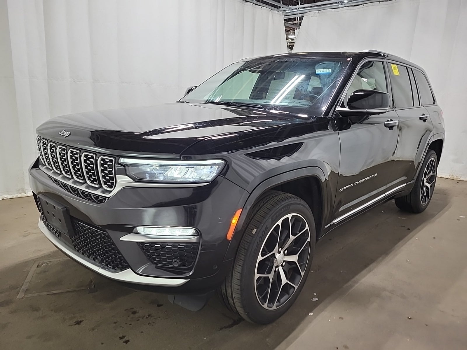 2022 Jeep Grand Cherokee Summit Reserve