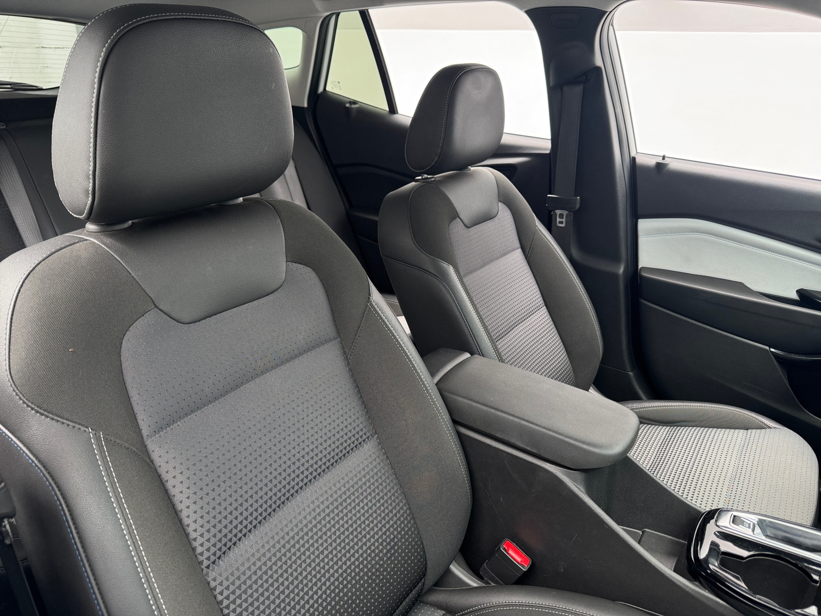 Thumbnail: 2025 Chevrolet Trax - 2