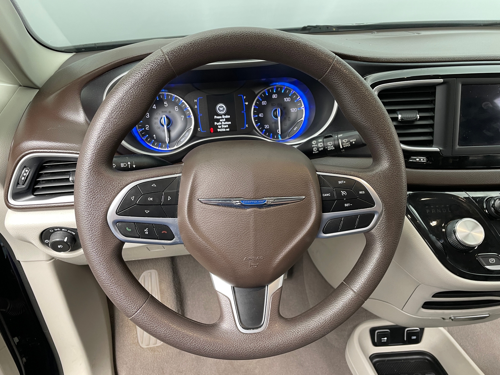 Thumbnail: 2020 Chrysler Pacifica - 5