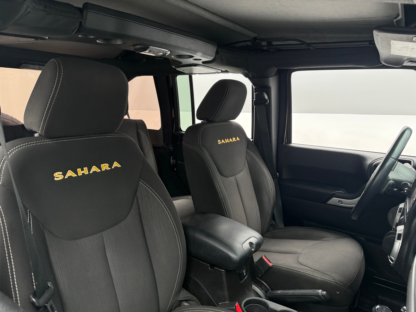 Thumbnail: 2015 Jeep Wrangler - 2