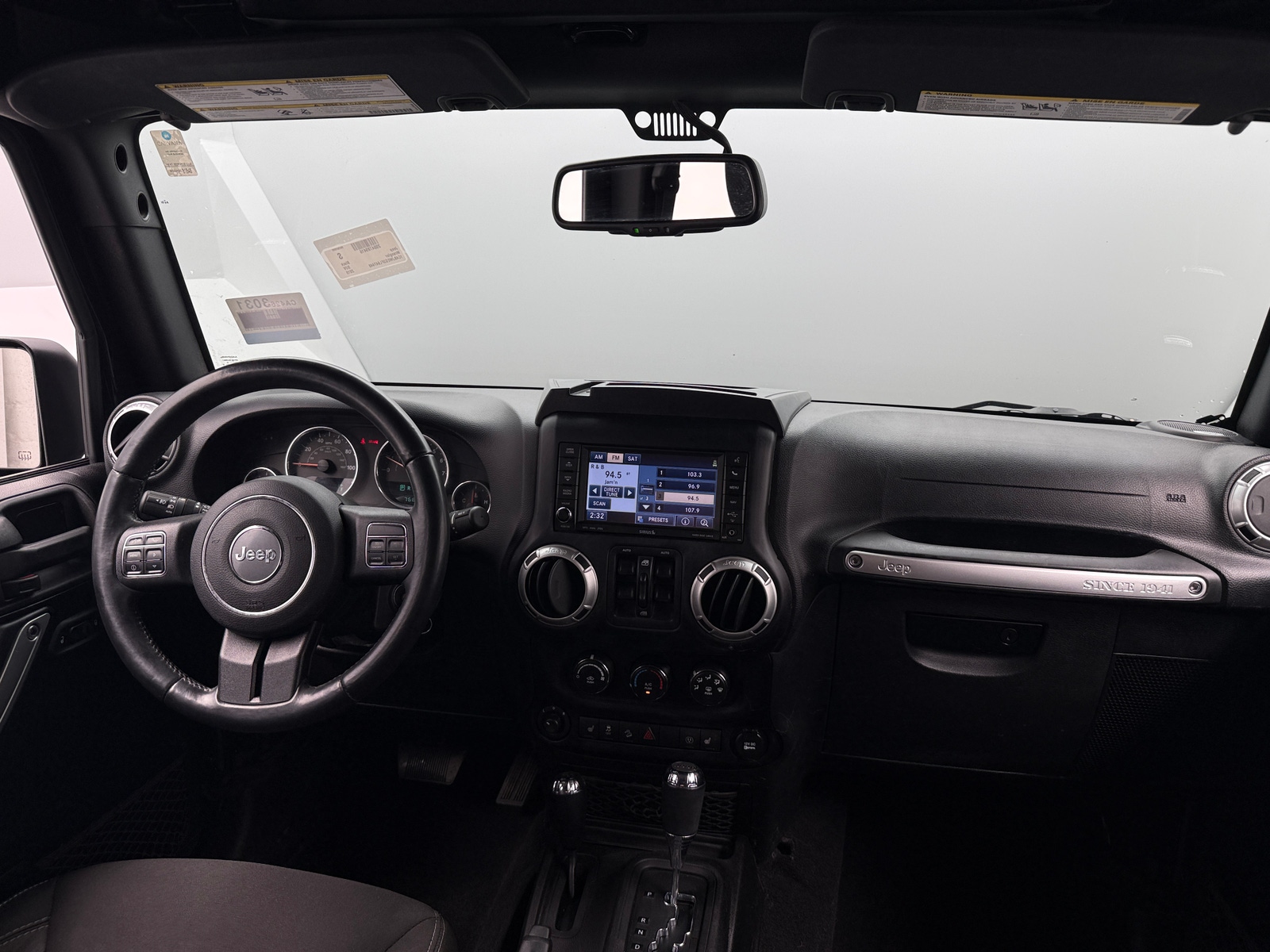 Thumbnail: 2015 Jeep Wrangler - 3