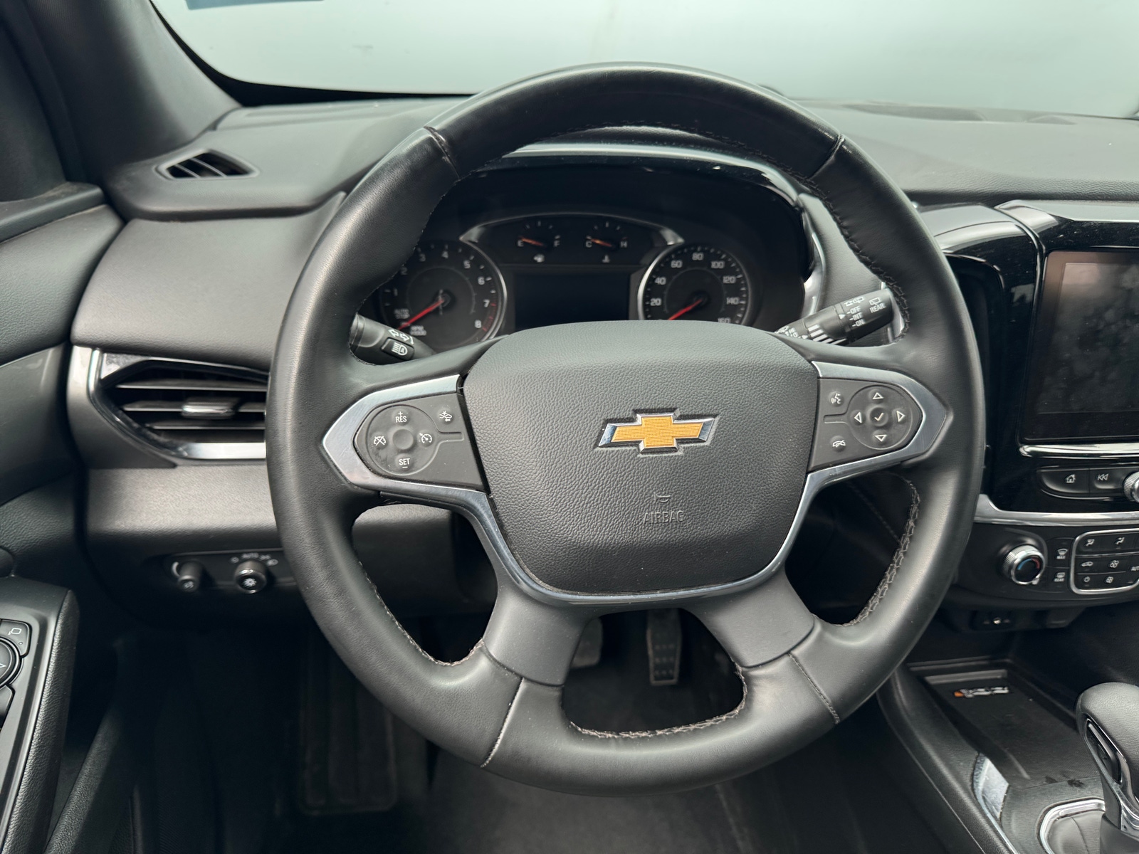 Thumbnail: 2023 Chevrolet Traverse - 5