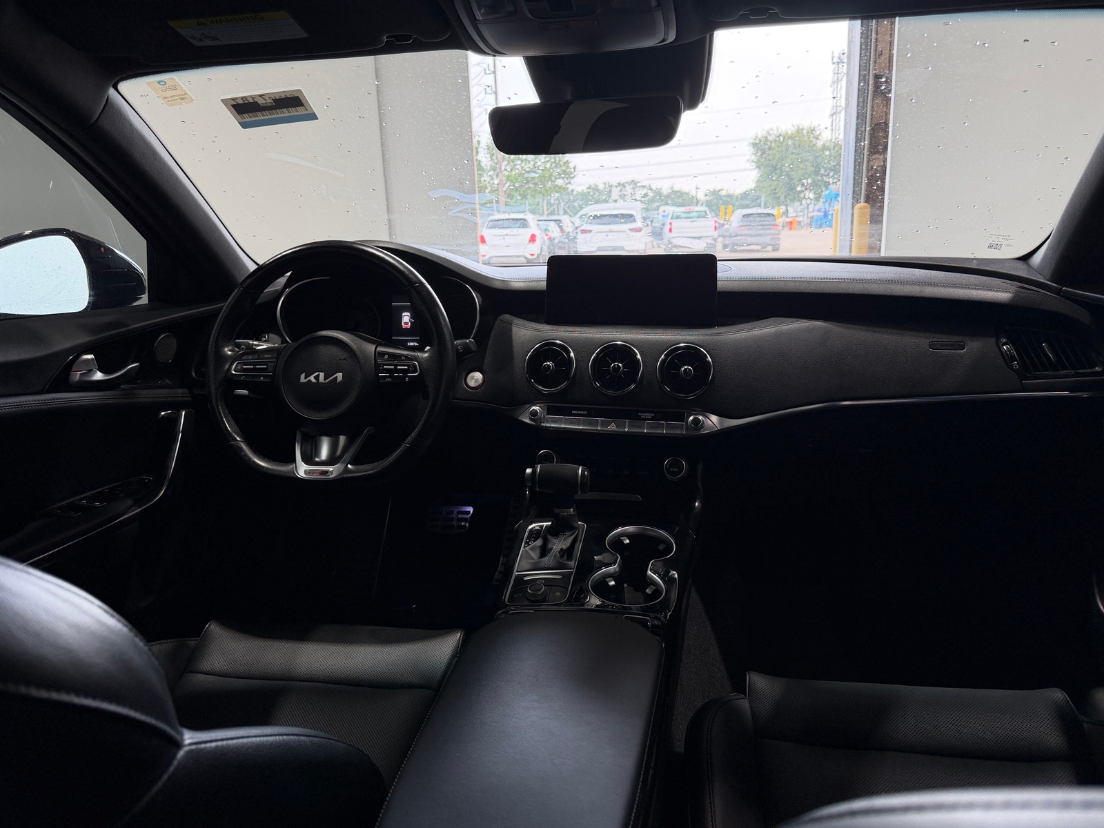 Thumbnail: 2022 Kia Stinger - 2