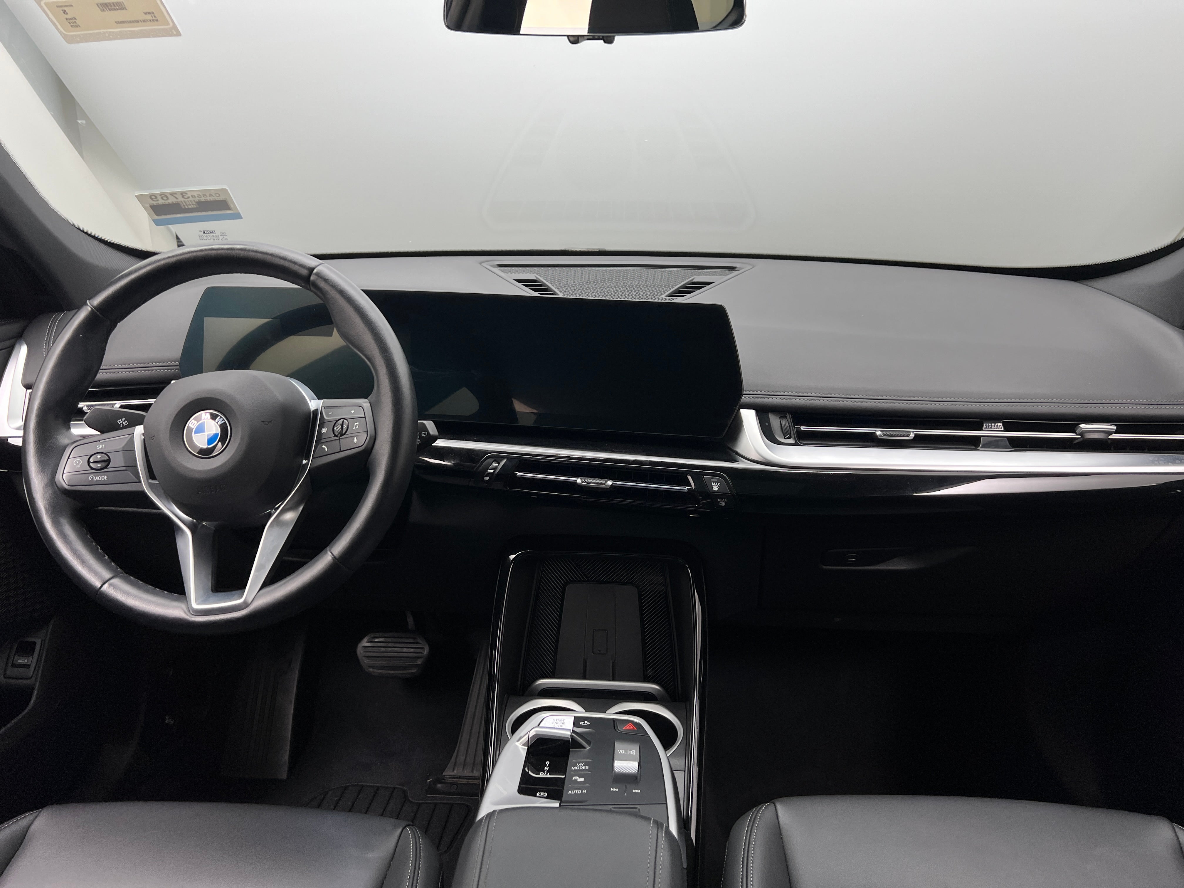 2025 BMW X1