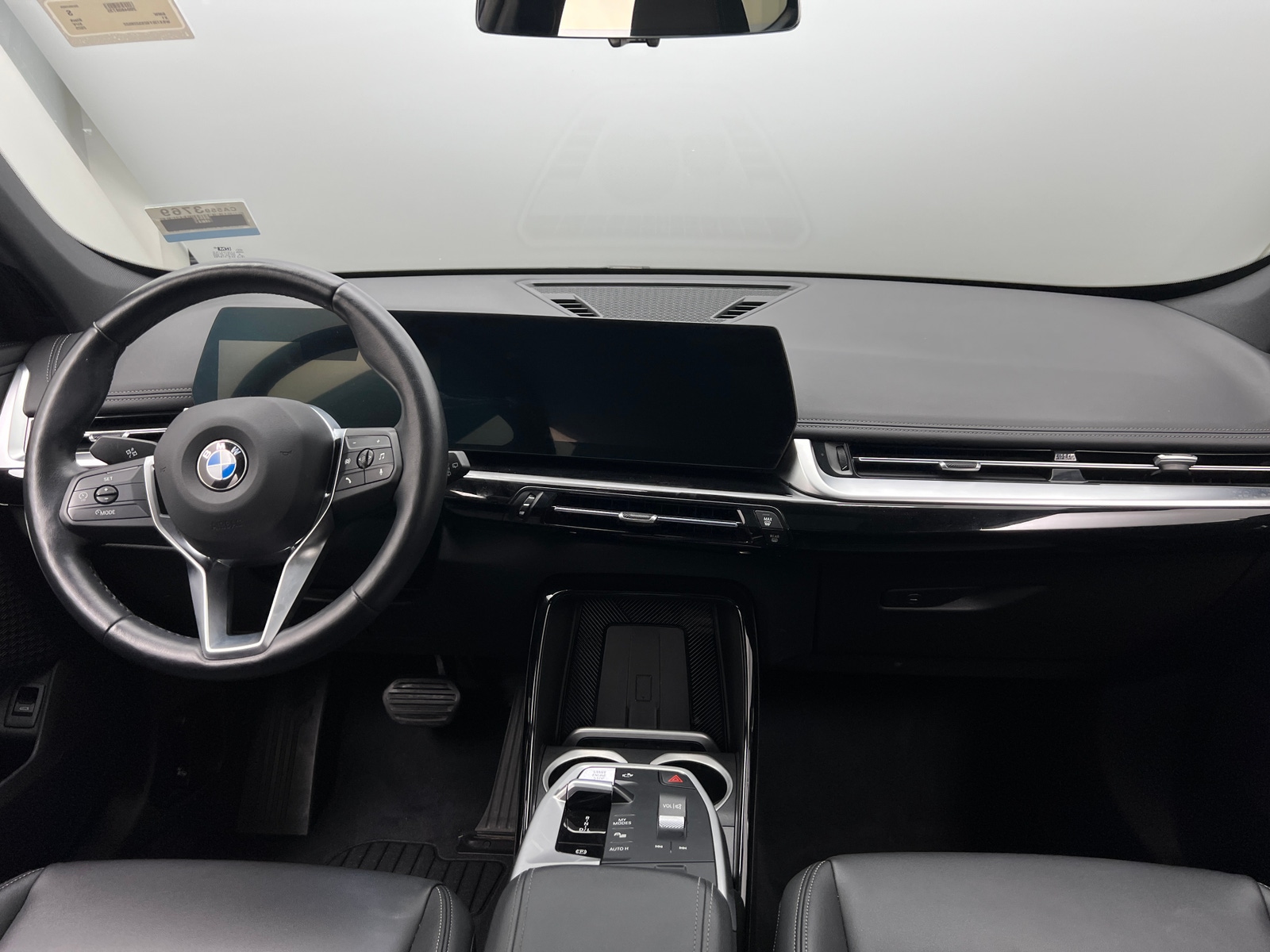 Thumbnail: 2025 BMW X1 - 2