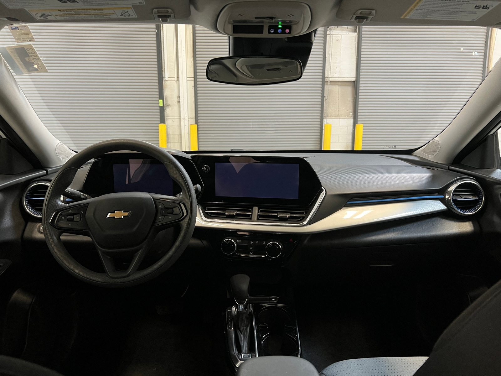 Thumbnail: 2025 Chevrolet Trax - 3
