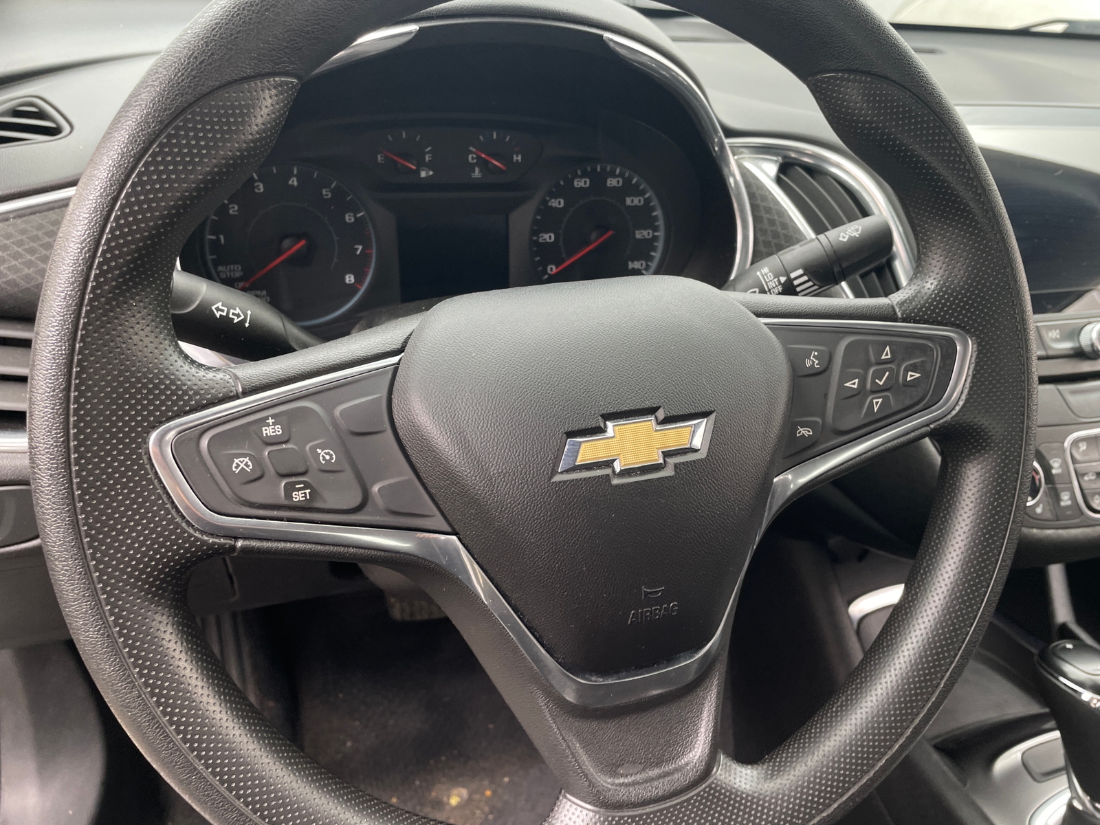 Thumbnail: 2019 Chevrolet Malibu - 5
