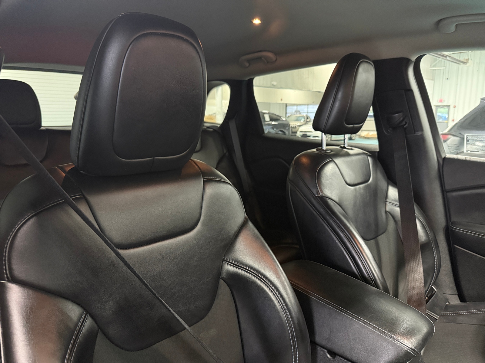 Thumbnail: 2019 Jeep Cherokee - 2