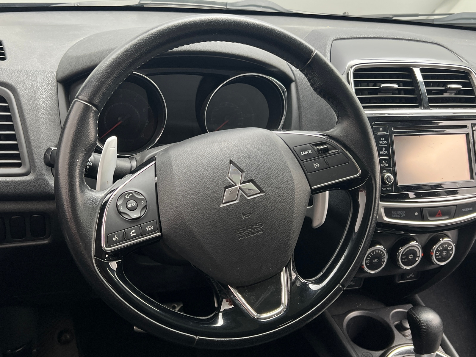 Thumbnail: 2016 Mitsubishi Outlander Sport - 4