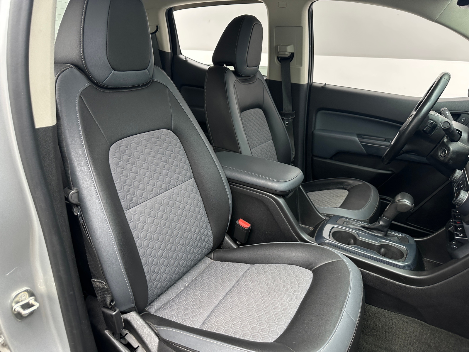 Thumbnail: 2018 Chevrolet Colorado - 2