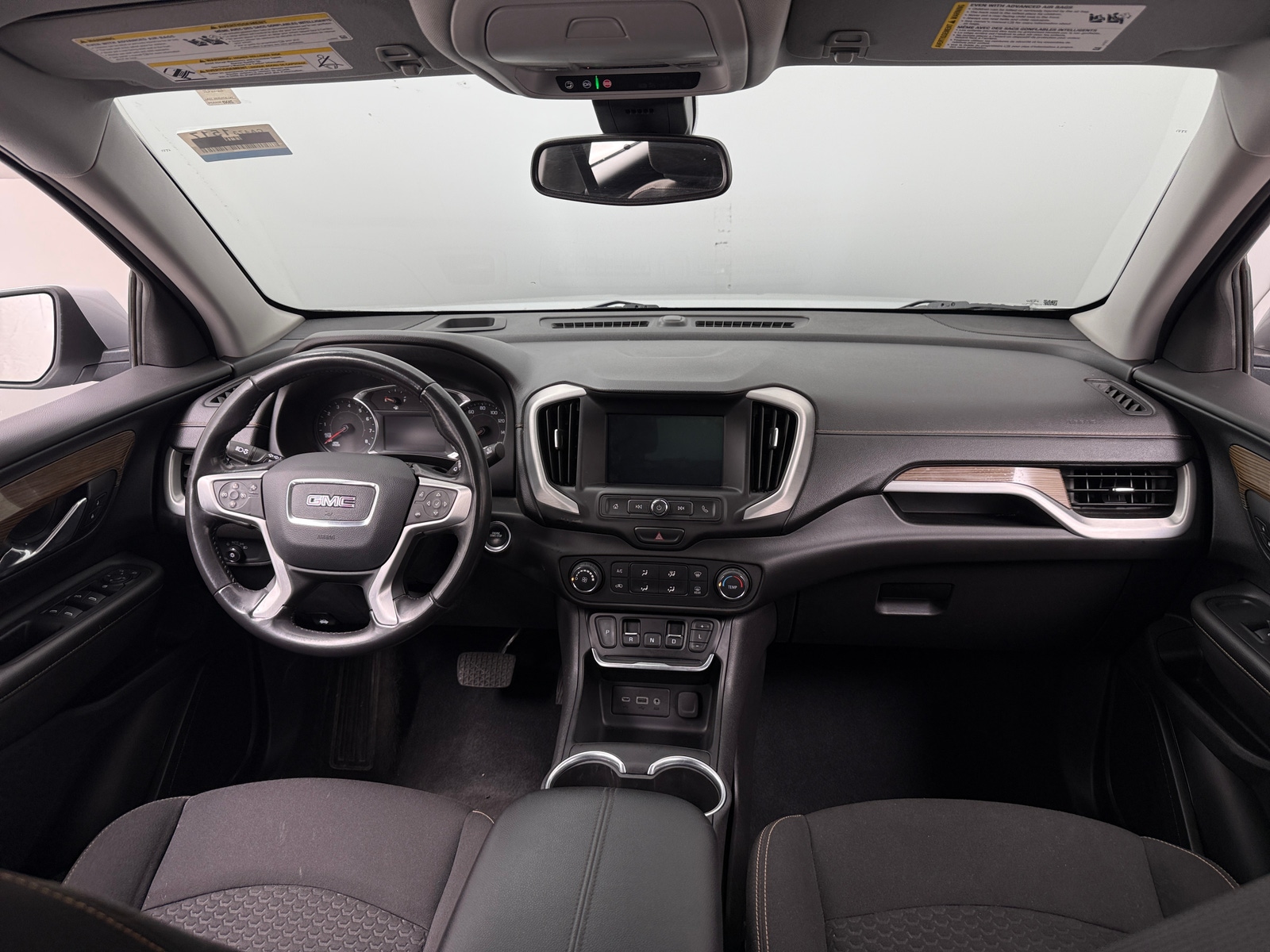 Thumbnail: 2020 GMC Terrain - 3