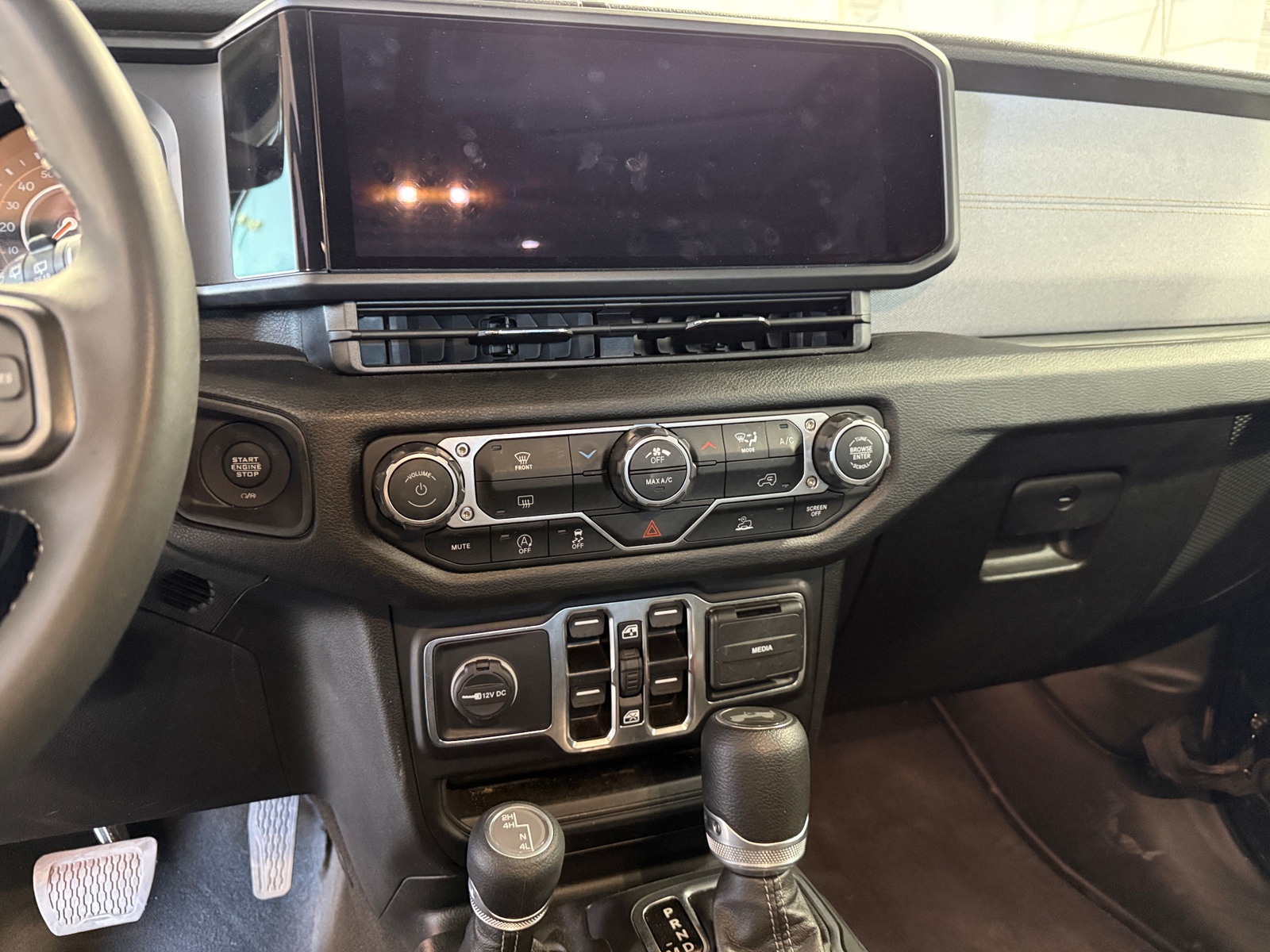 Thumbnail: 2025 Jeep Wrangler - 4