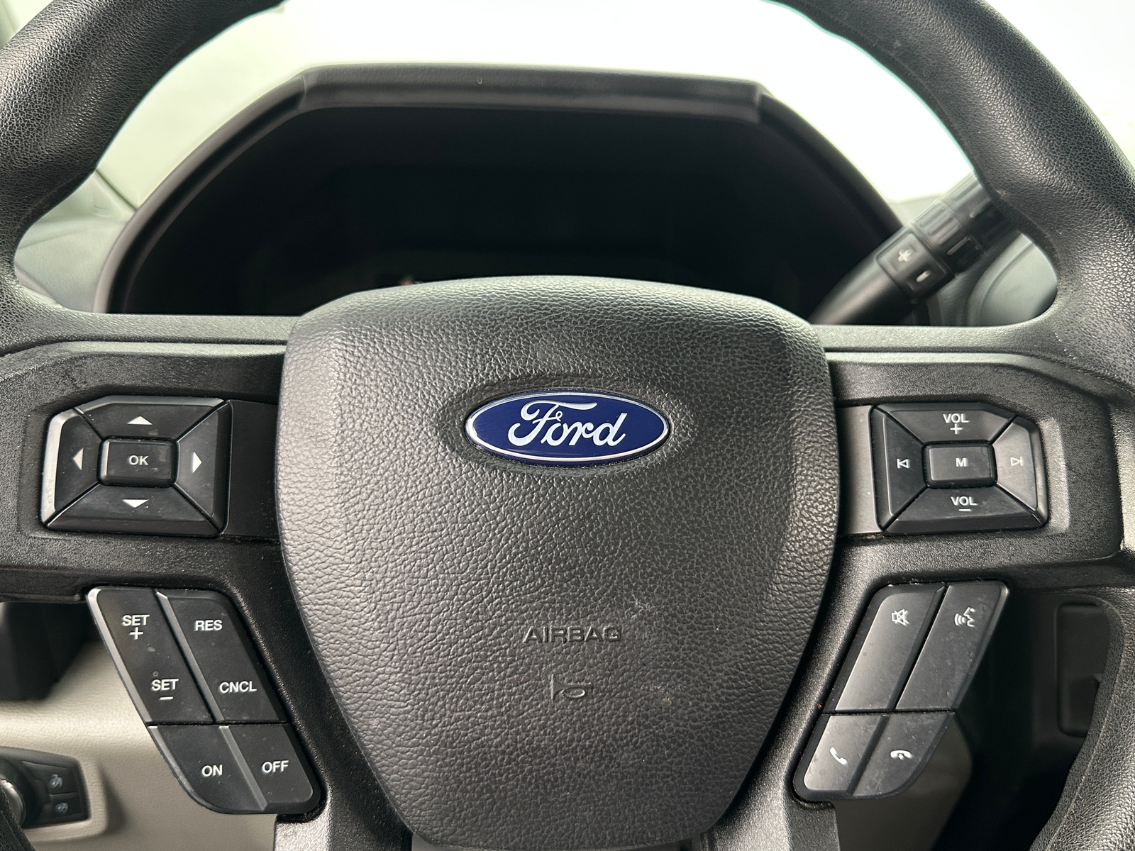 Thumbnail: 2020 Ford Econoline - 5