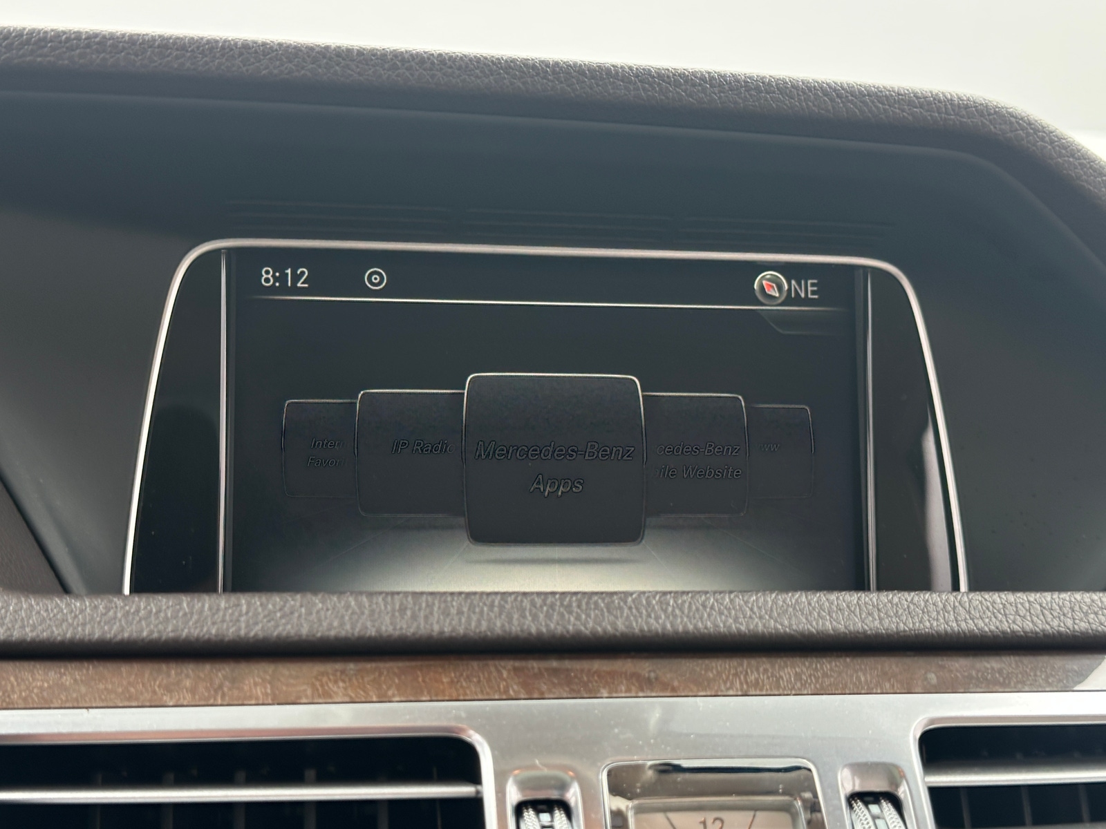 Thumbnail: 2016 Mercedes-Benz E-Class - 3