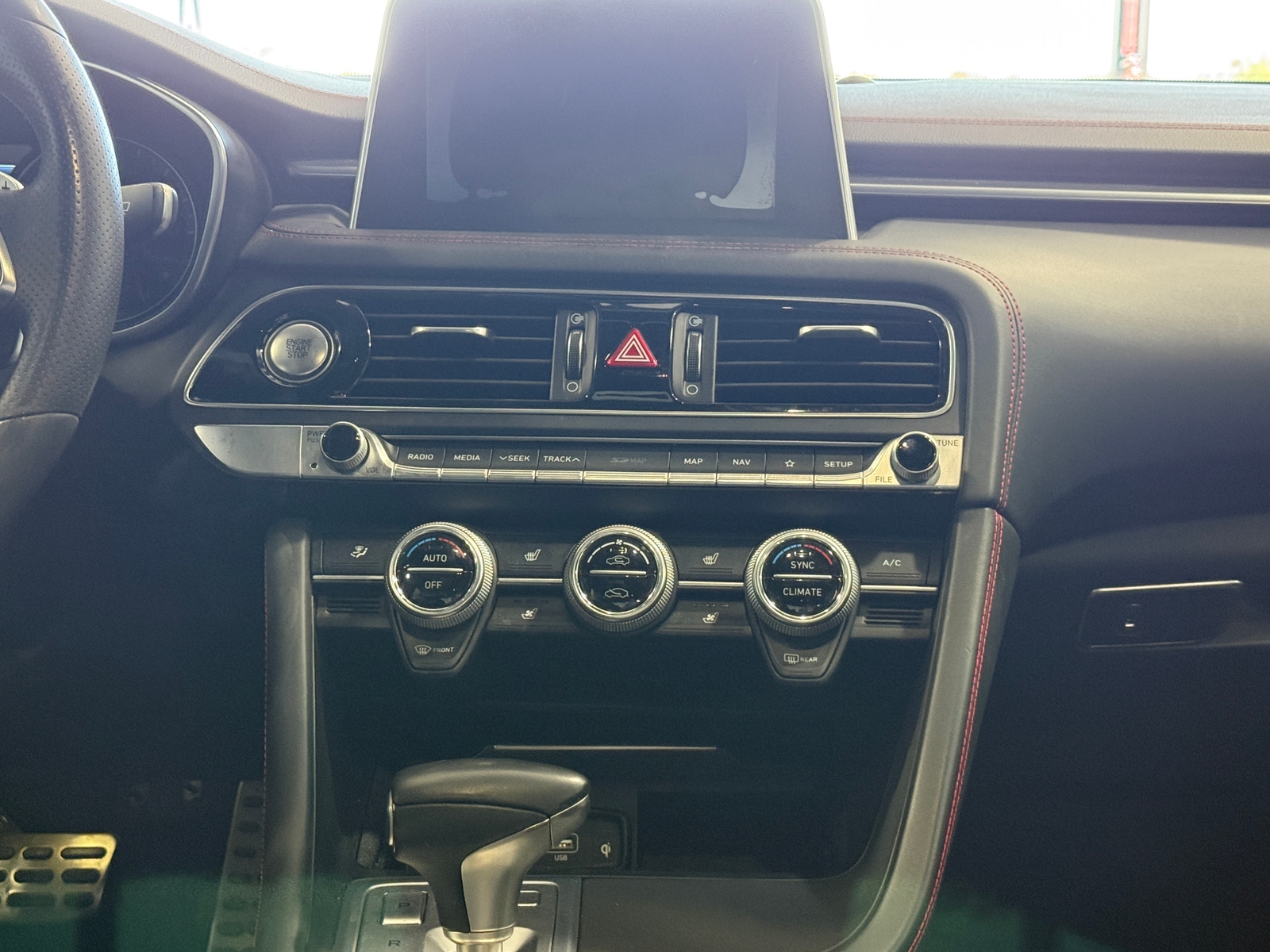 Thumbnail: 2019 Genesis G70 - 3