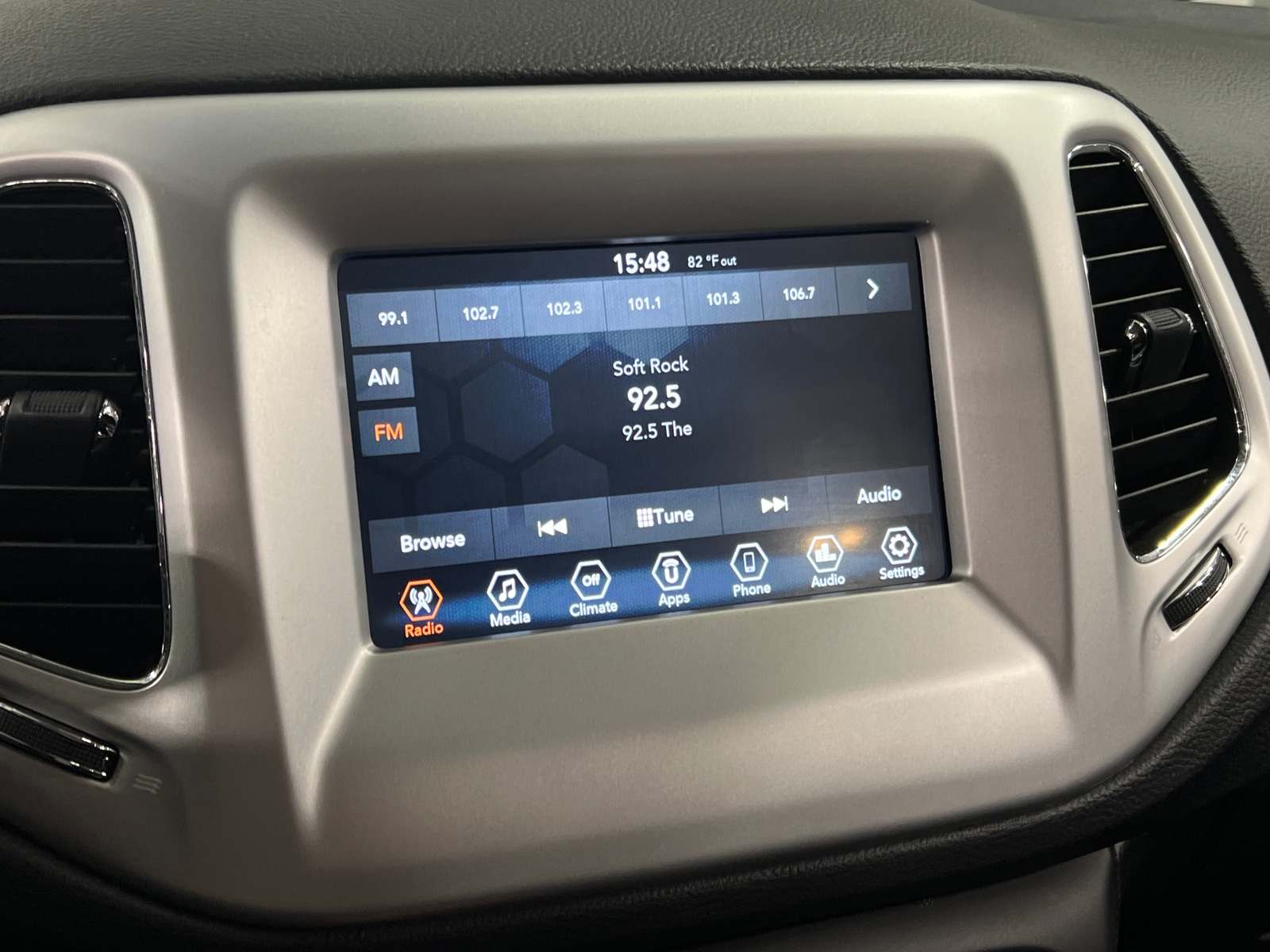 Thumbnail: 2019 Jeep Compass - 4