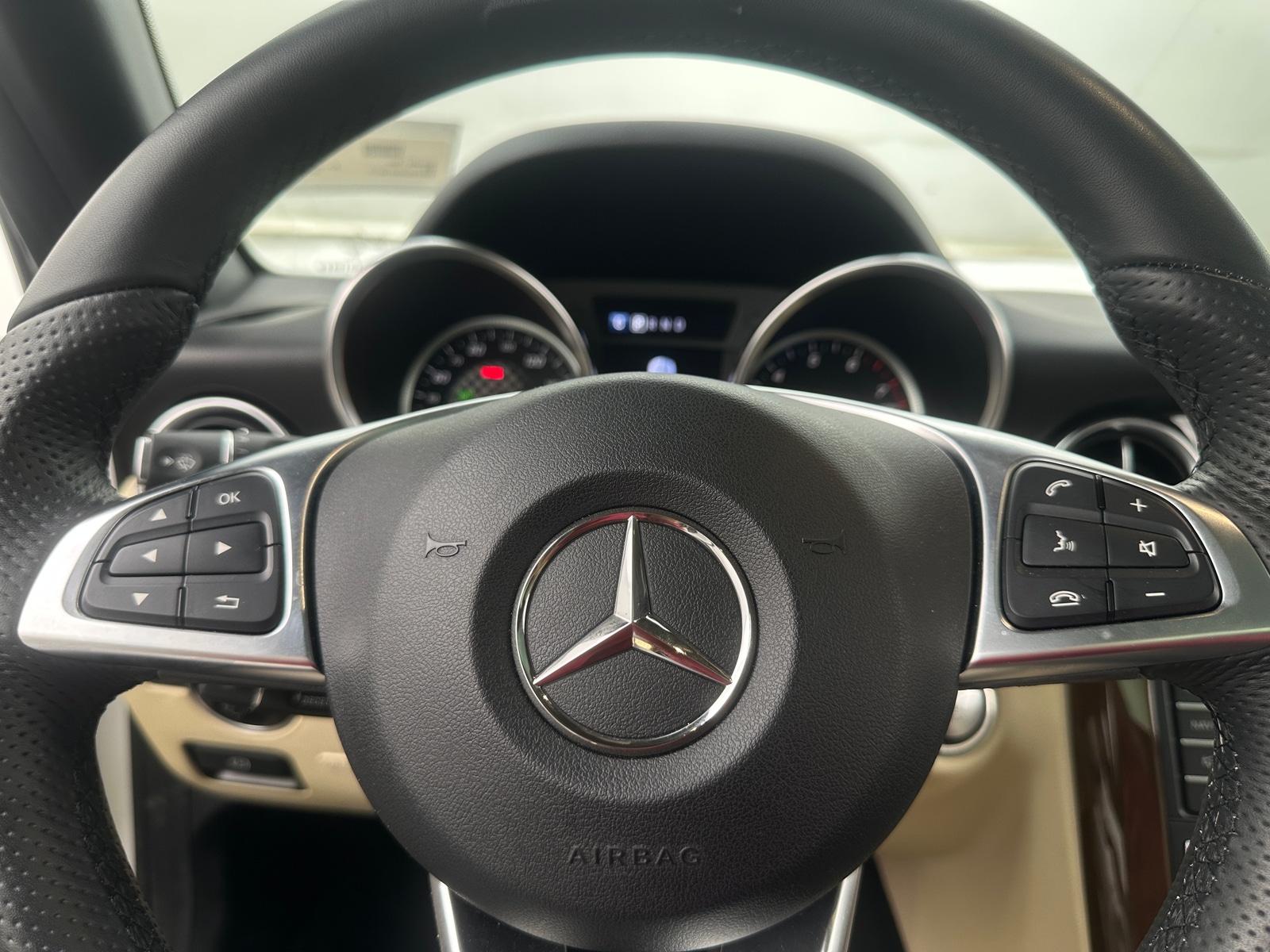 Thumbnail: 2019 Mercedes-Benz SLC - 4