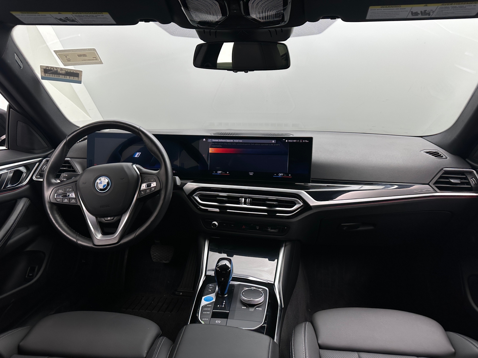 Thumbnail: 2023 BMW i4 - 2