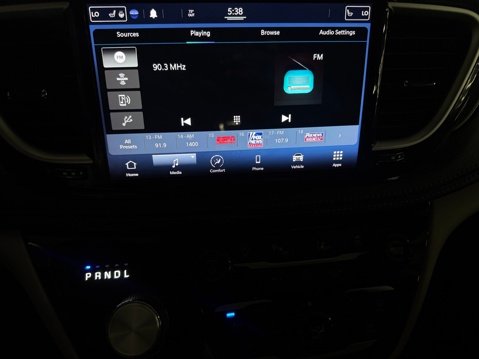 Thumbnail: 2021 Chrysler Pacifica - 4