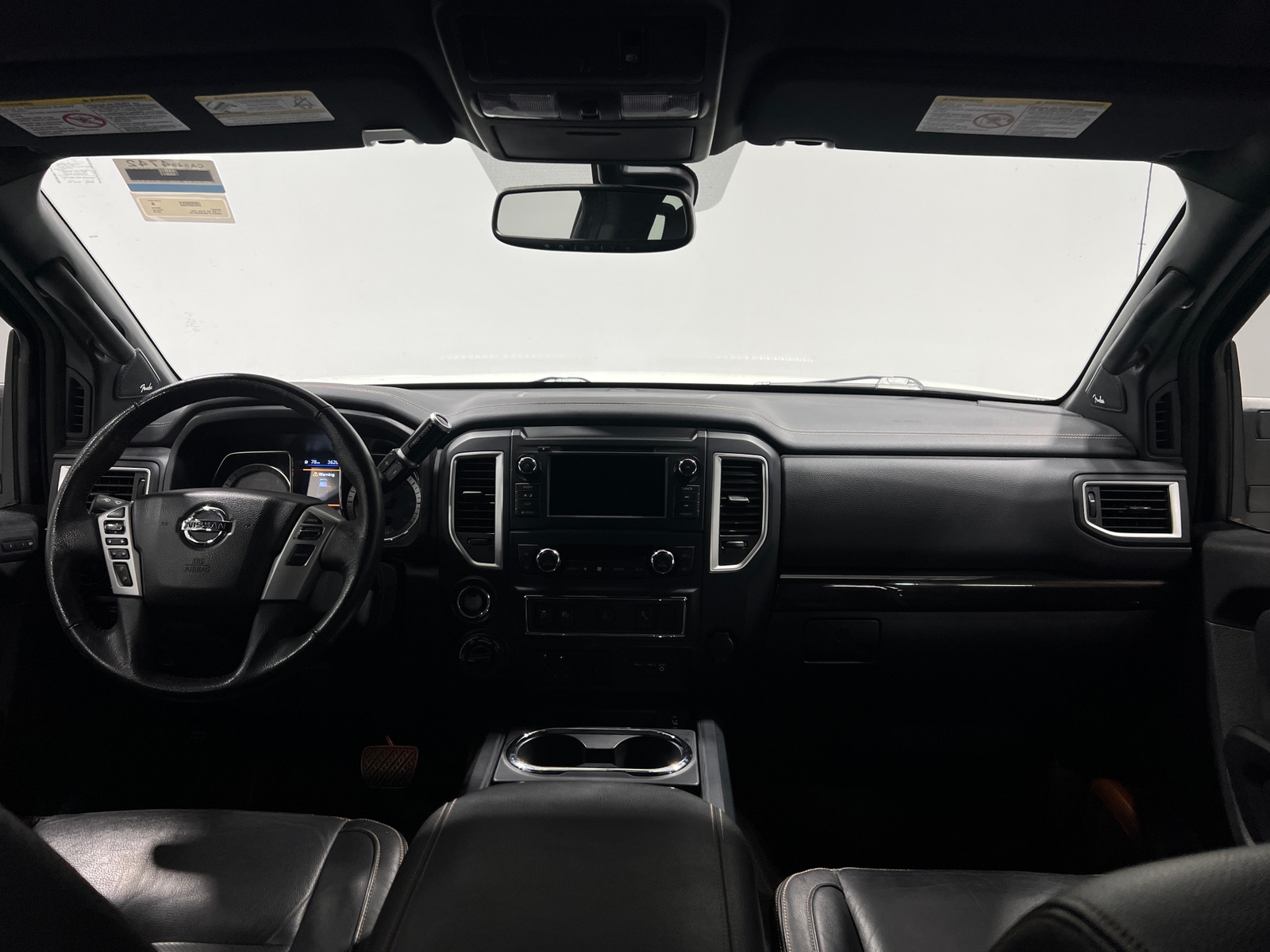 Thumbnail: 2019 Nissan Titan - 2