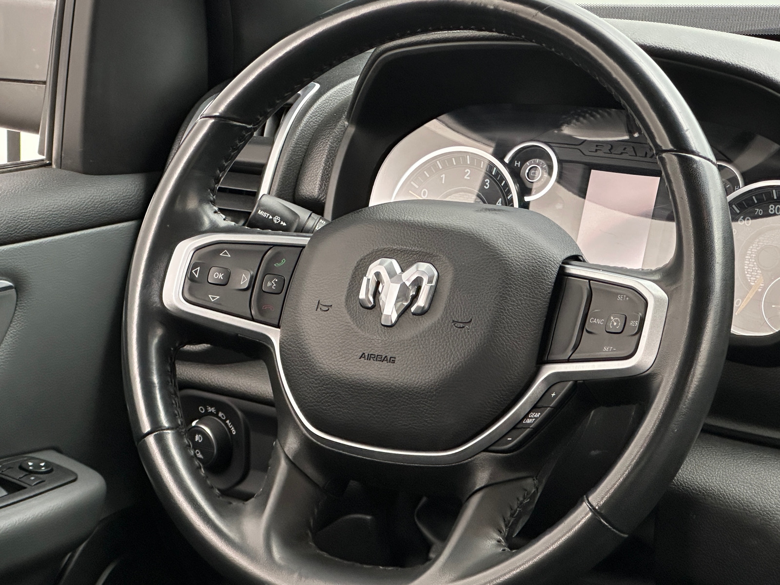 Thumbnail: 2022 RAM 1500 - 5