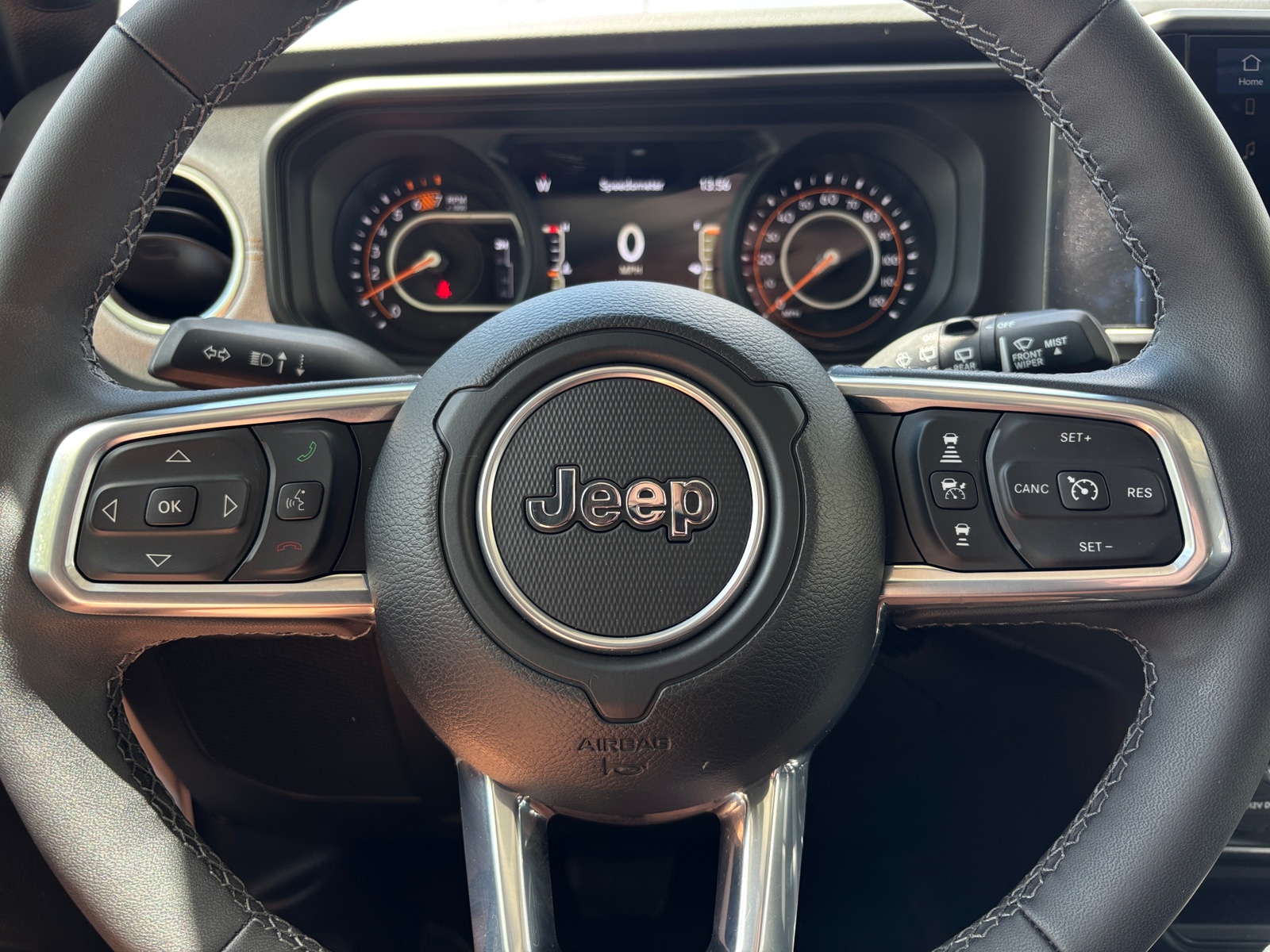 Thumbnail: 2025 Jeep Wrangler - 5