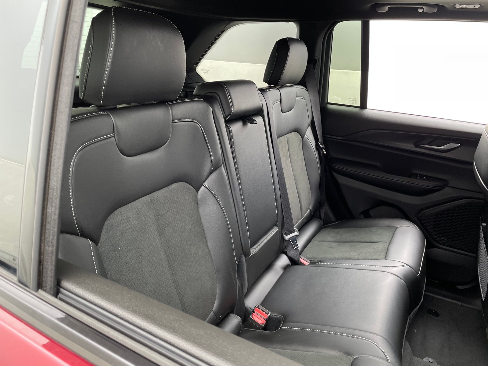 Thumbnail: 2025 Jeep Grand Cherokee - 5