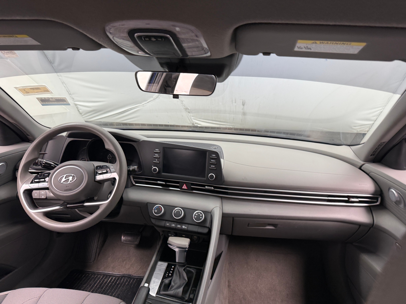 Thumbnail: 2023 Hyundai Elantra - 3