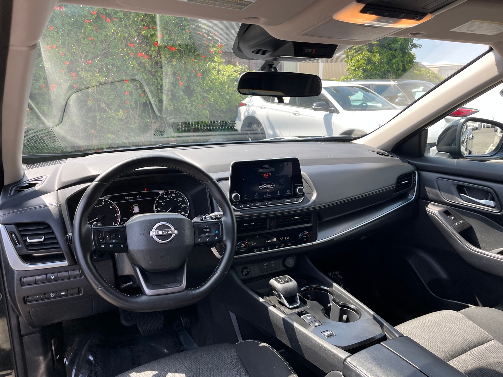 Thumbnail: 2025 Nissan Rogue - 3