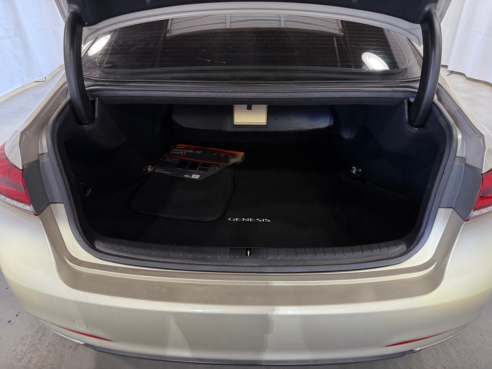Thumbnail: 2015 Hyundai Genesis - 6
