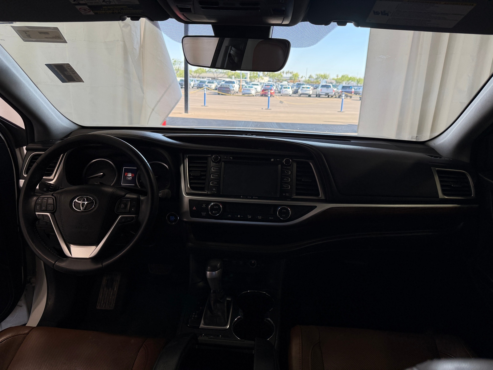 Thumbnail: 2017 Toyota Highlander - 2