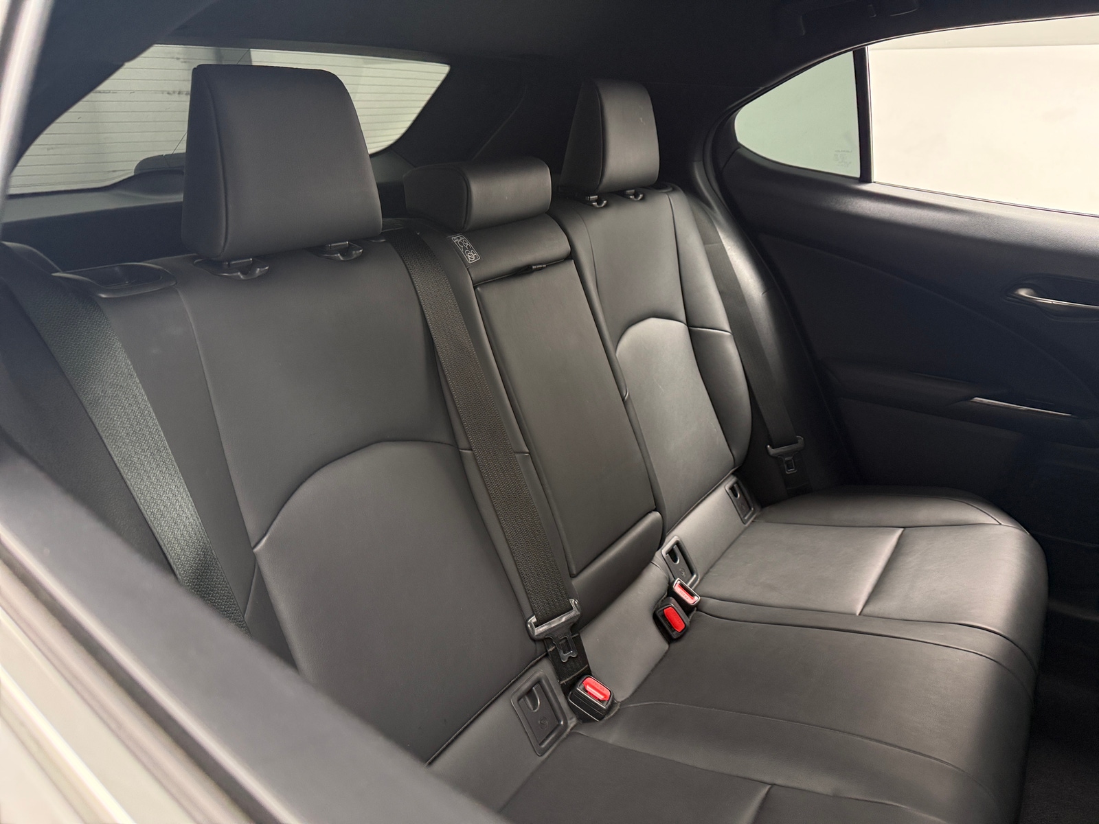 Thumbnail: 2021 Lexus UX - 5