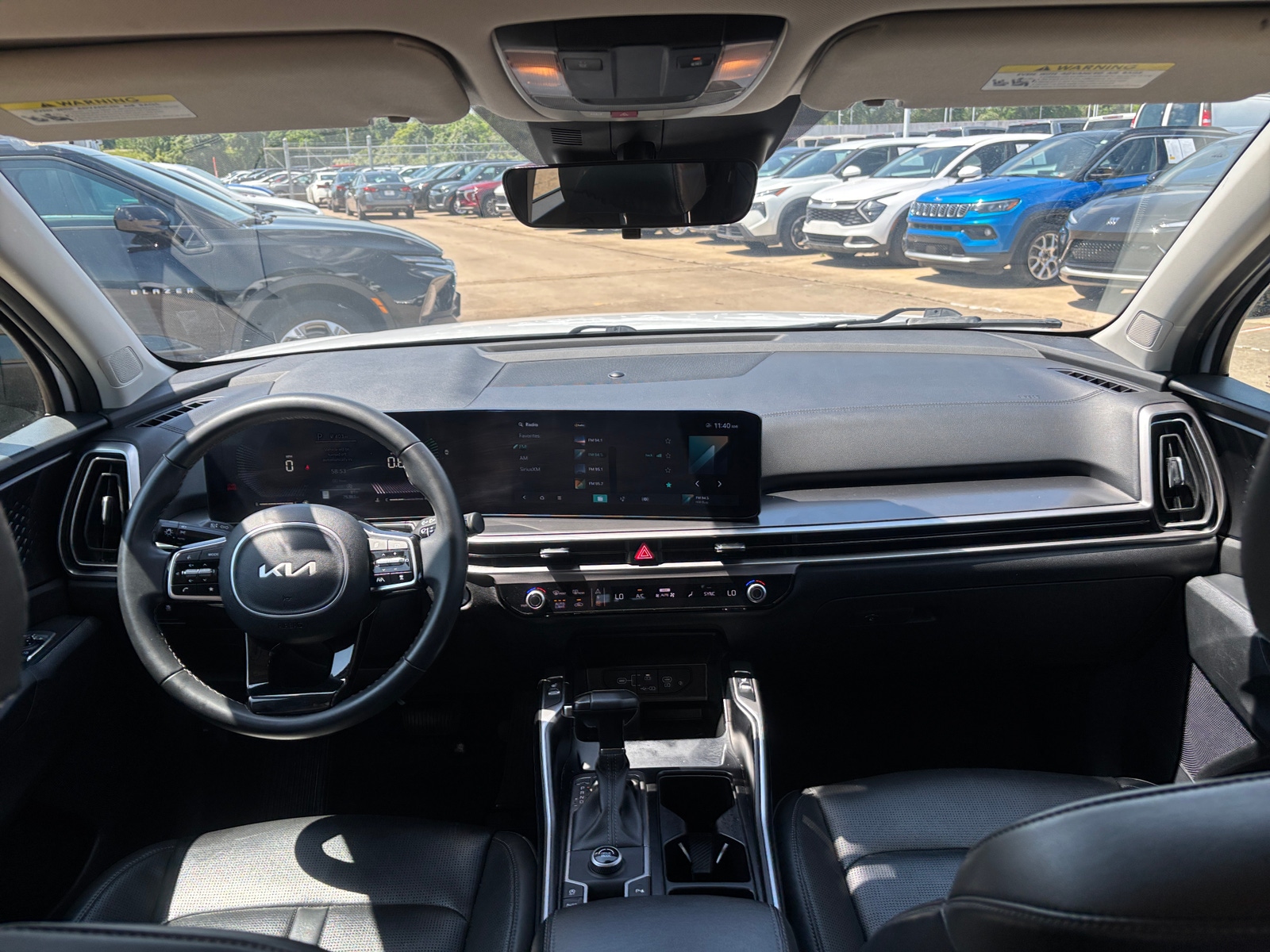 Thumbnail: 2024 Kia Sorento - 3