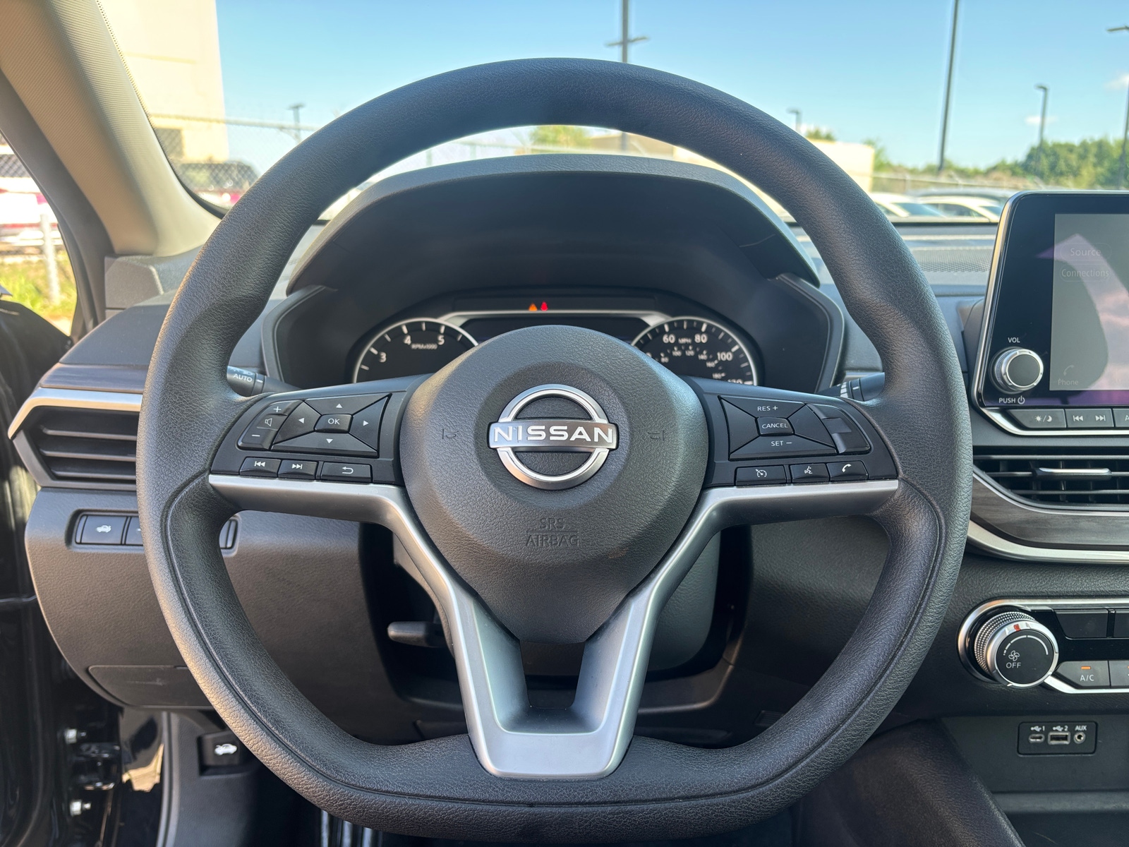 Thumbnail: 2025 Nissan Altima - 5