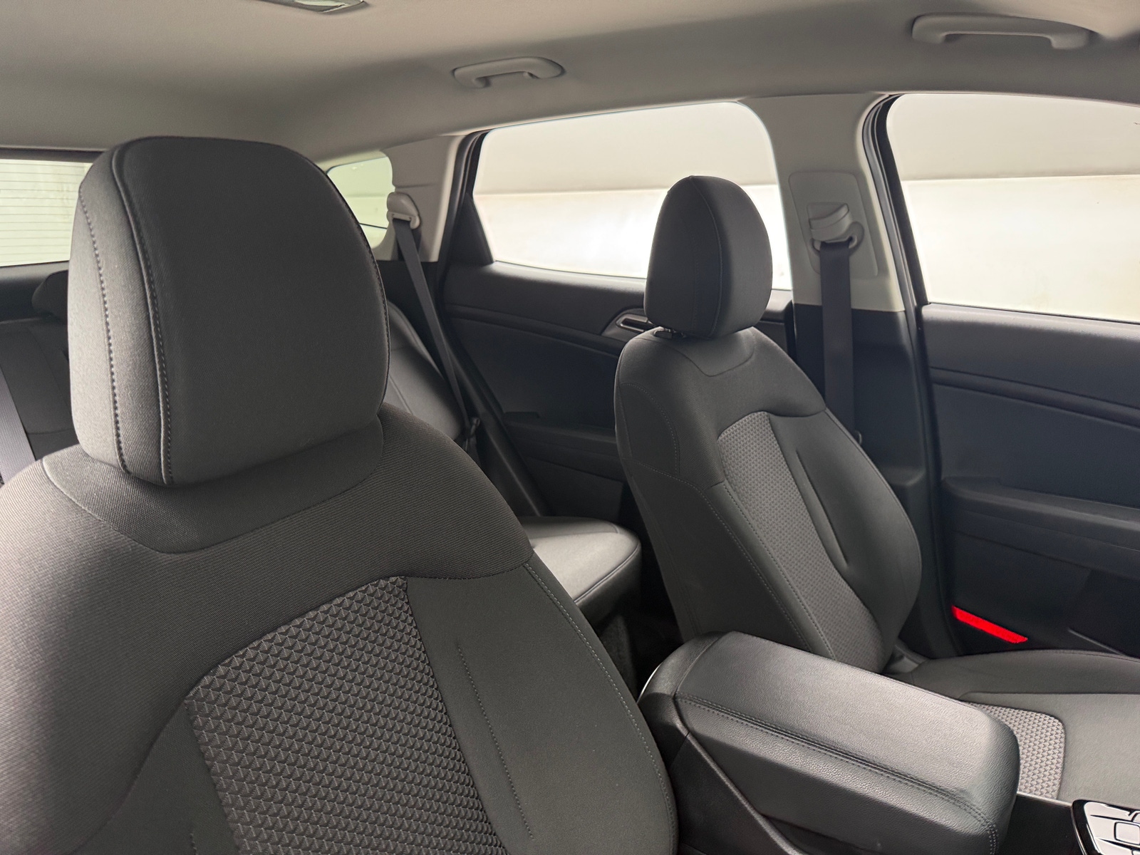Thumbnail: 2023 Kia Sportage - 2
