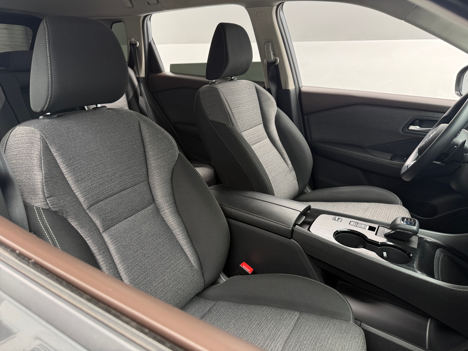 Thumbnail: 2021 Nissan Rogue - 2