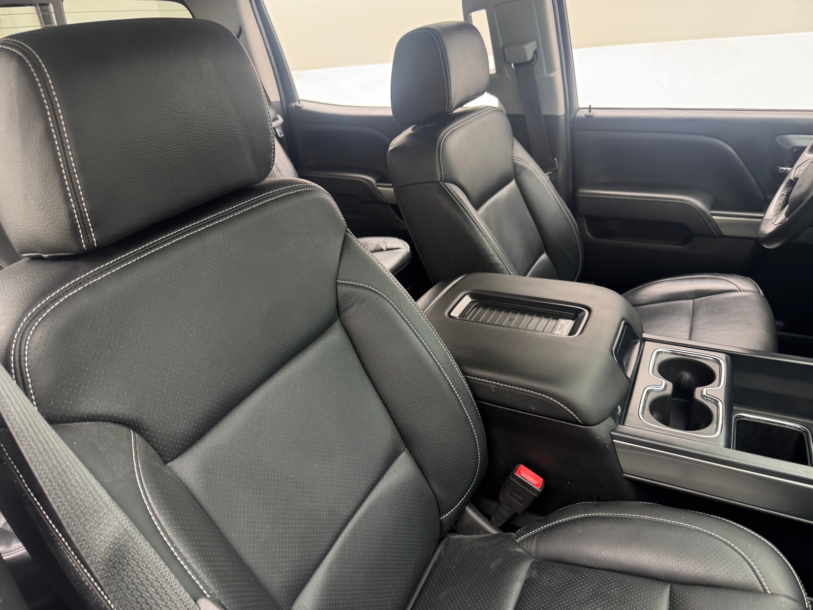Thumbnail: 2018 Chevrolet Silverado 1500 - 2